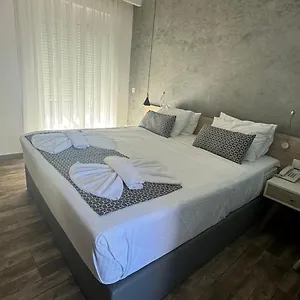 Remis Apartament Retimno